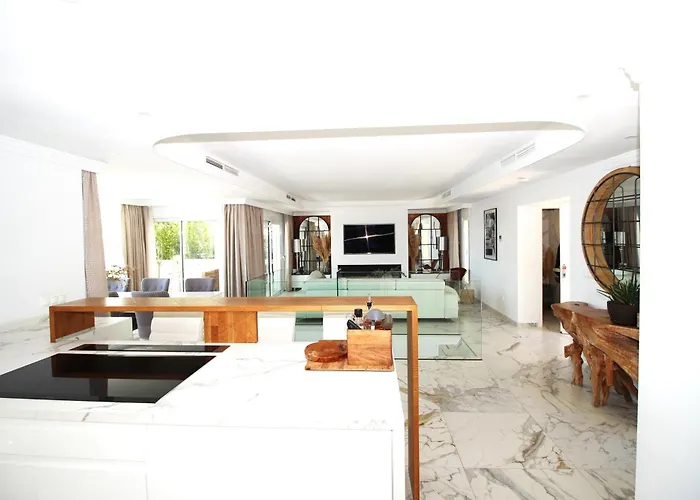 Nogal Villa Fuengirola