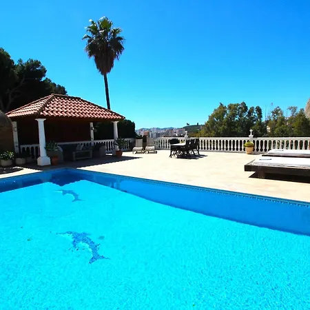 Villa Nogal *