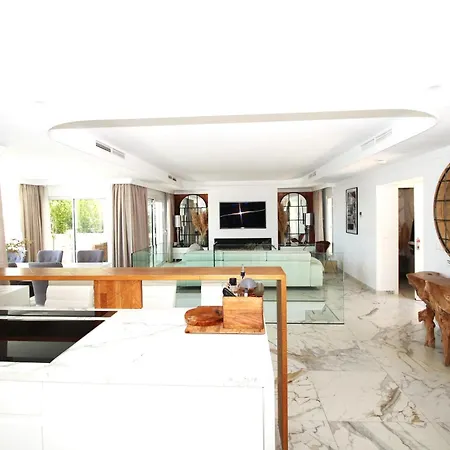 Nogal Villa Fuengirola